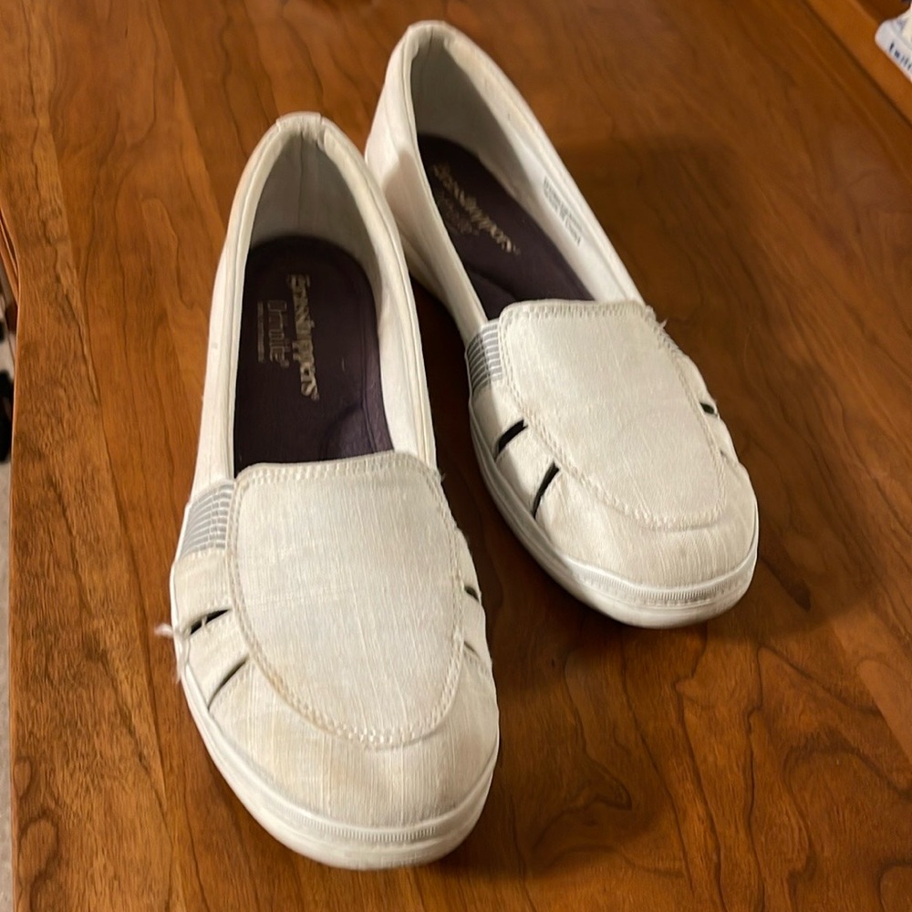 White slip on canvas shoes